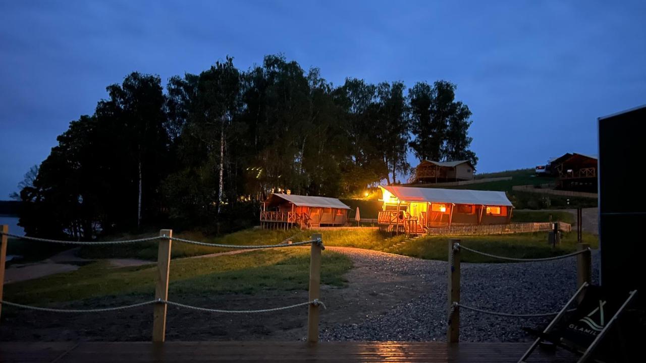 Hotel Wioska Wakacyjna Glamila à Sterławki Wielkie Extérieur photo