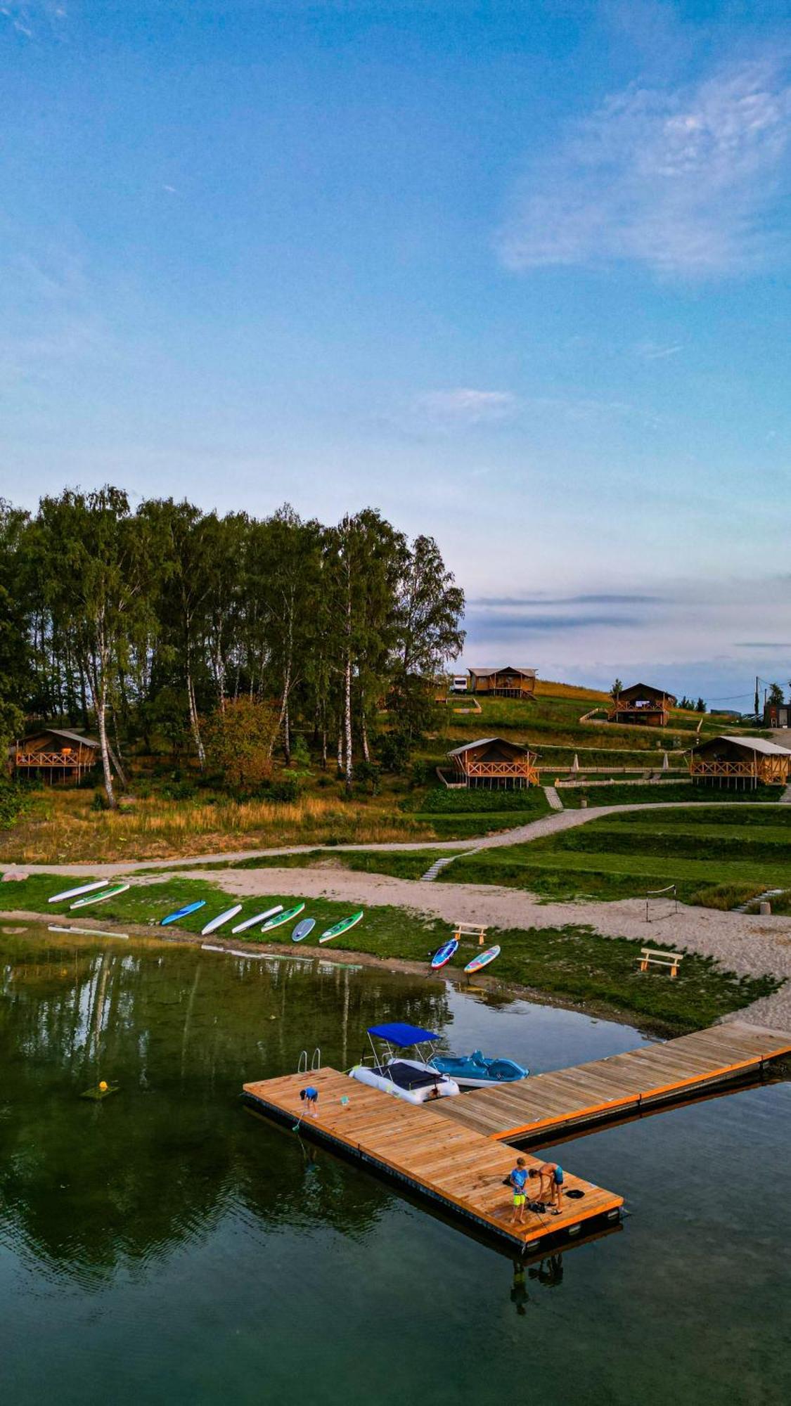 Hotel Wioska Wakacyjna Glamila à Sterławki Wielkie Extérieur photo