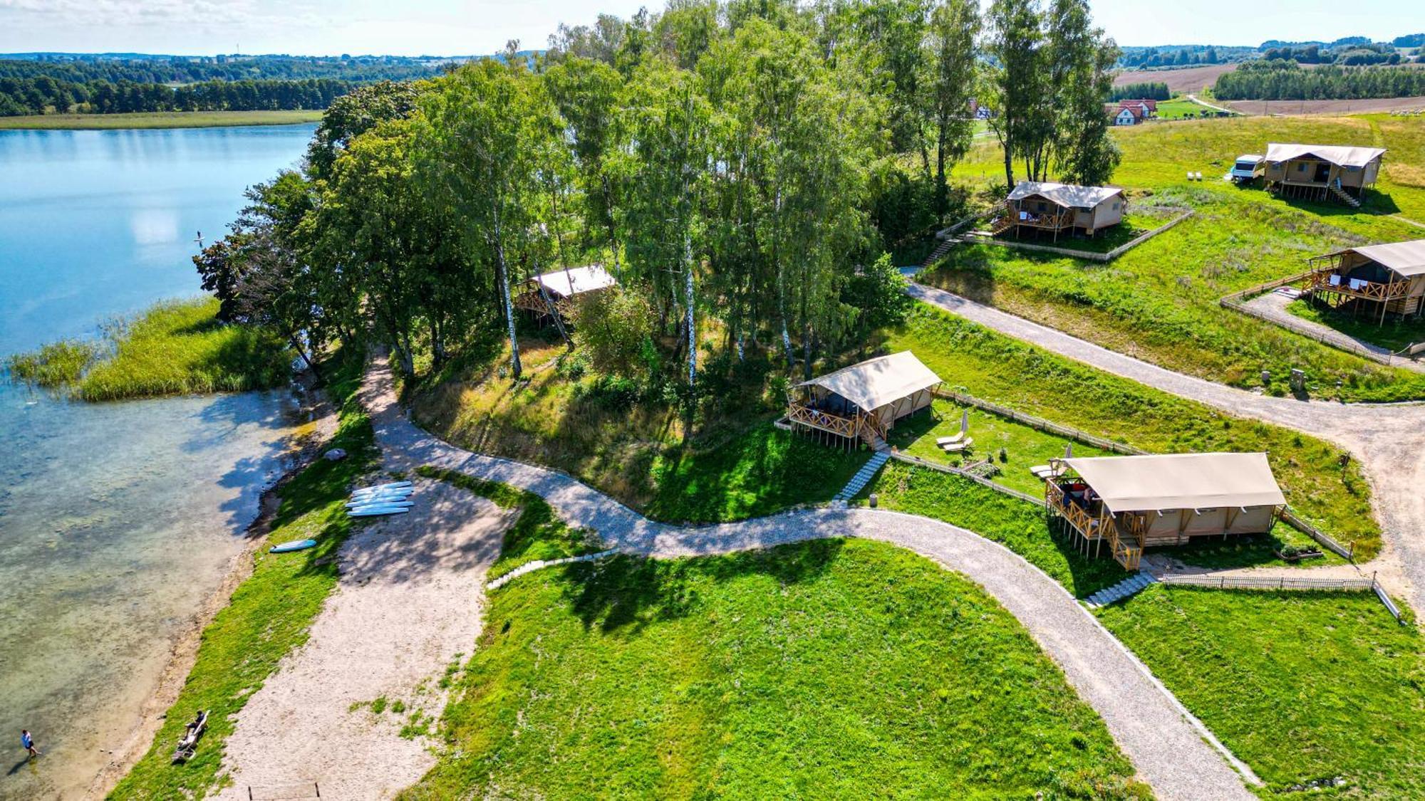 Hotel Wioska Wakacyjna Glamila à Sterławki Wielkie Extérieur photo